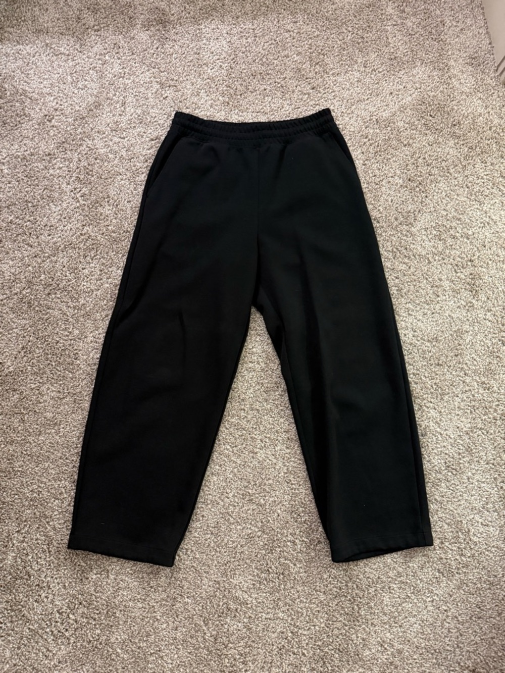 Uniqlo Black Baggy Sweatpants with Elastic Waistband